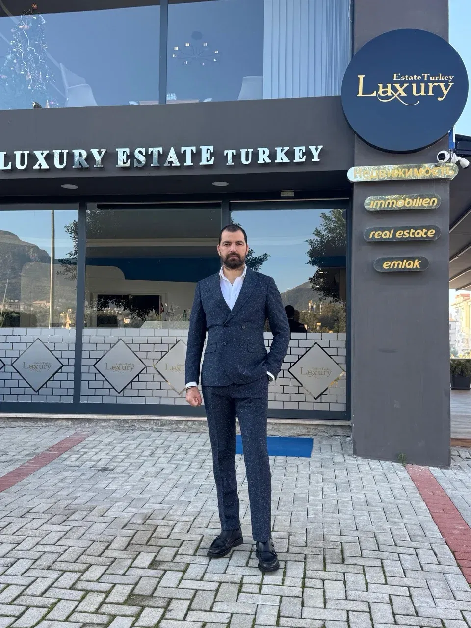 Luxury Estate Turkey Office