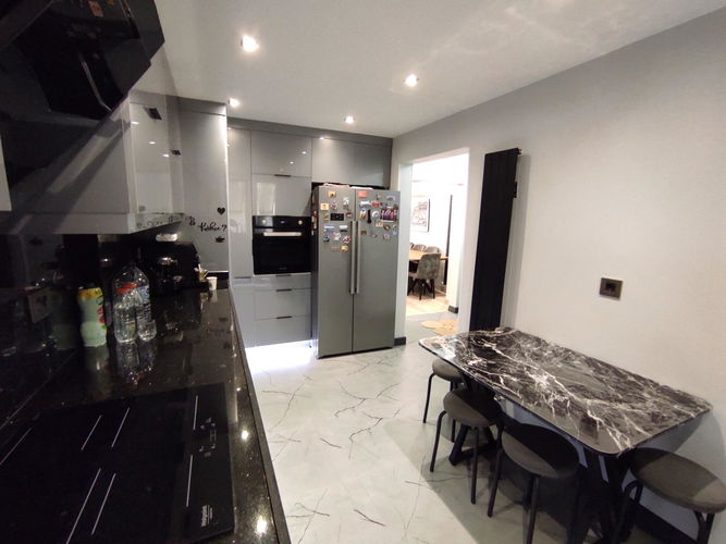 Citizenship-Eligible 6-Room Villa with City View in Istanbul, Interior - 4