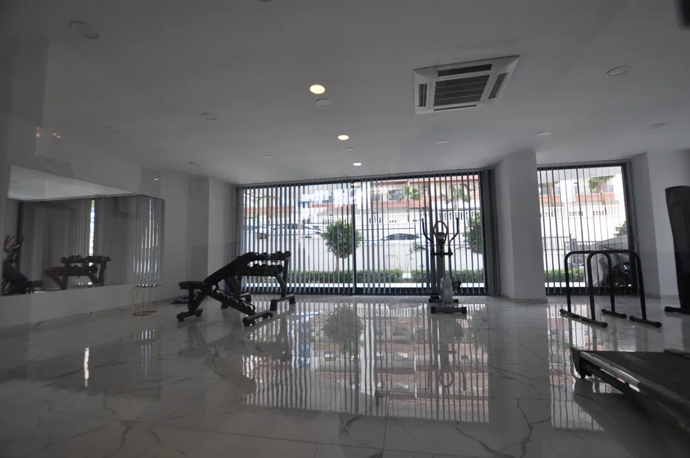  Interior - 18