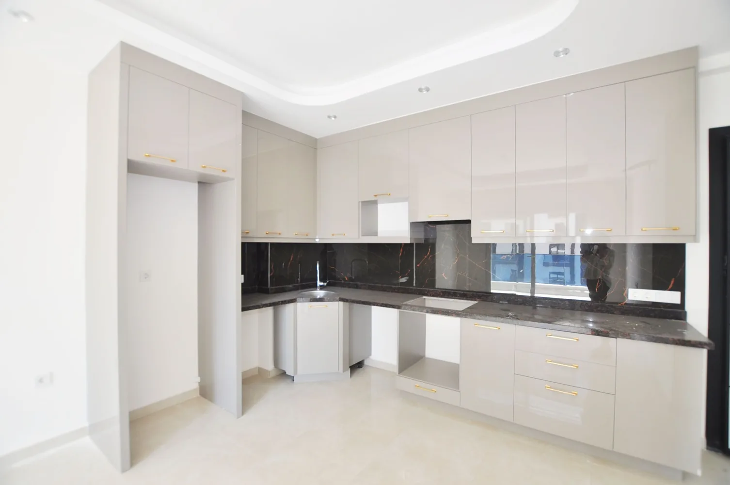 Yekta Blue 4 Mahmutlar Interior - 3