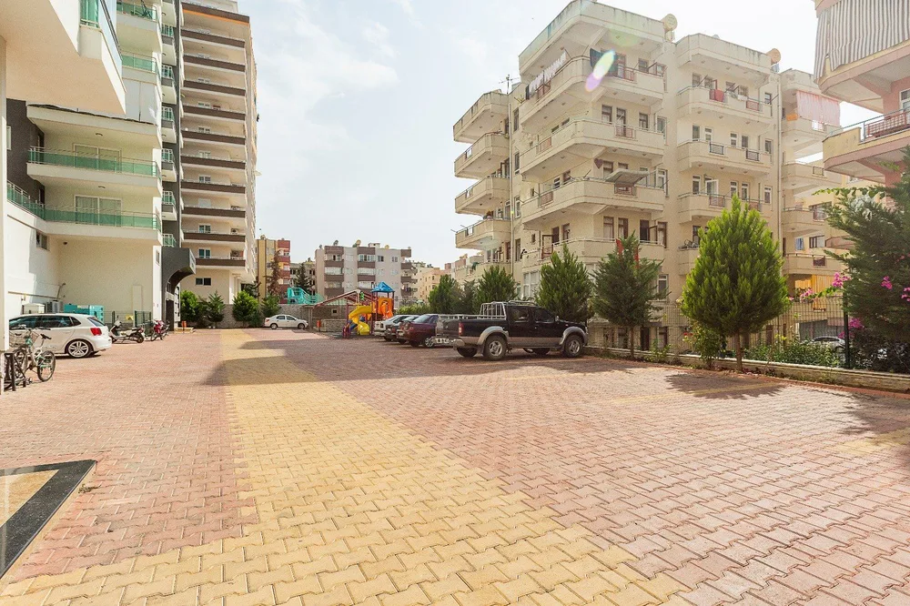 Ceray Park Exterior - 9