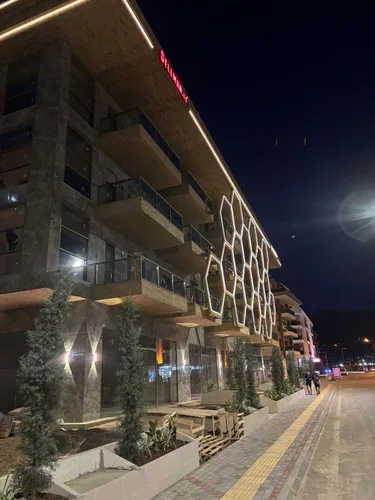 Smart Of Cleopatra, Exterior - 2