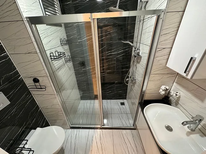 , Interior - 3