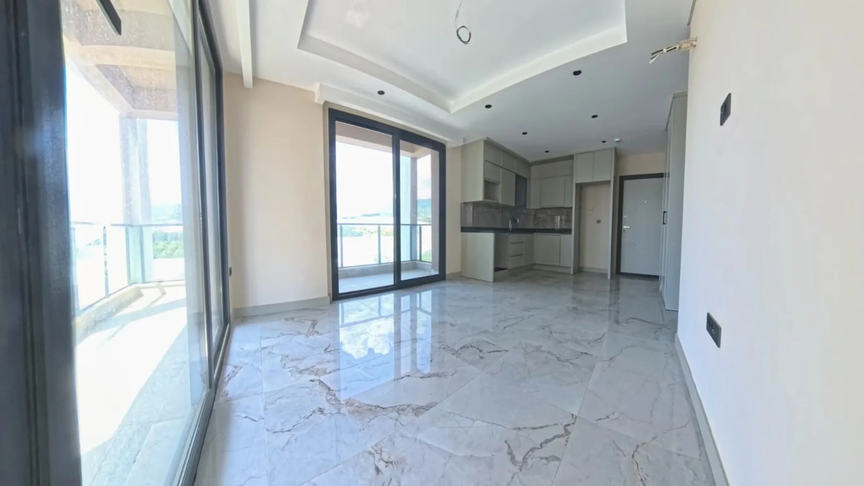 Квартира в TSI Gemstone с крытым бассейном и полной инфраструктурой Interior - 5