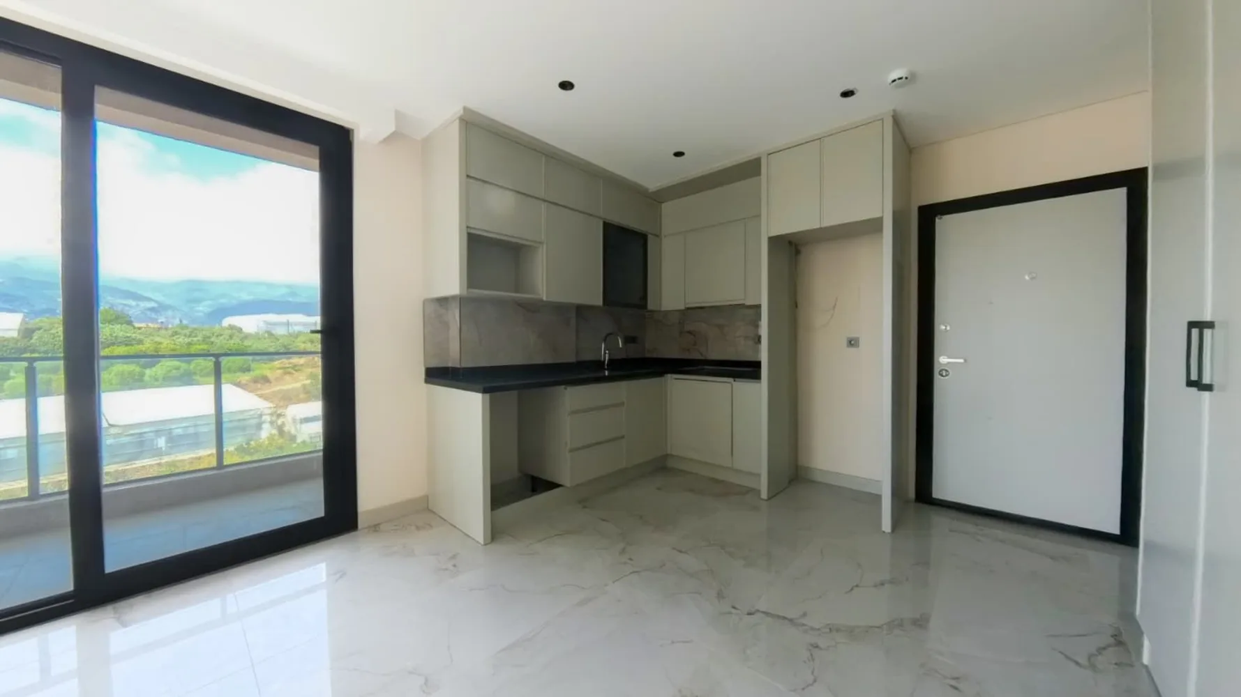 Квартира в TSI Gemstone с крытым бассейном и полной инфраструктурой Interior - 9