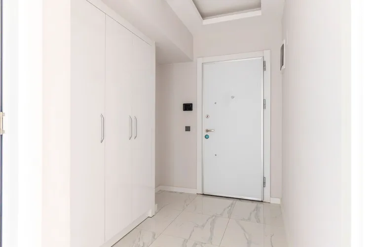 , Interior - 2