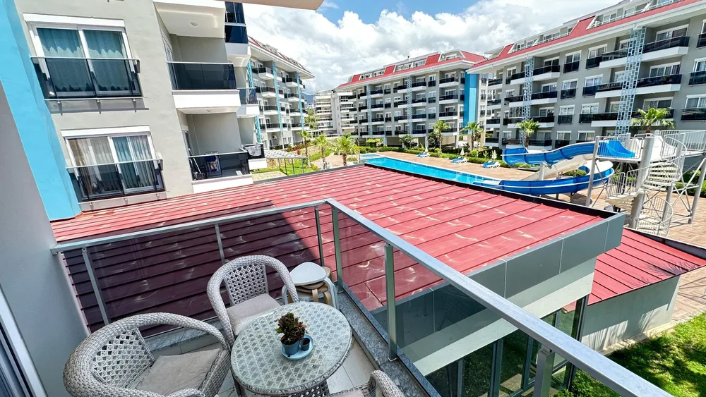Квартира з видом на басейн на продаж у Calypso Residence, Аланія Exterior - 4