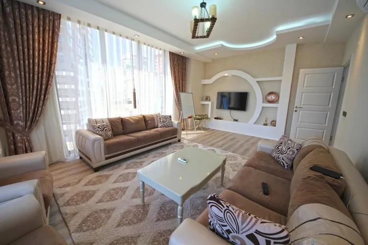 , Interior - 4
