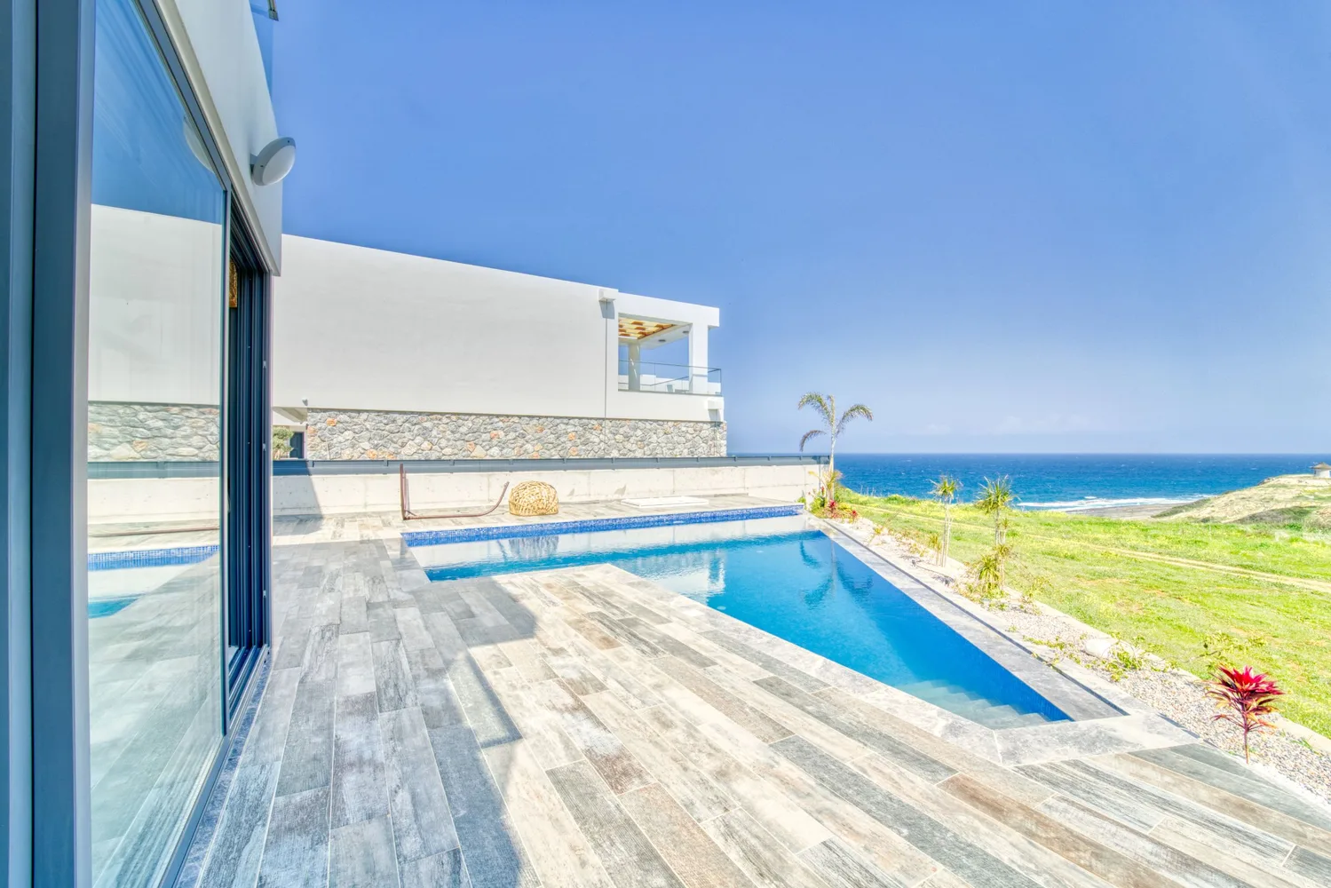 Роскошная вилла у моря на продажу в DeJa Blue Wellness Resort, Северный Кипр Exterior - 10