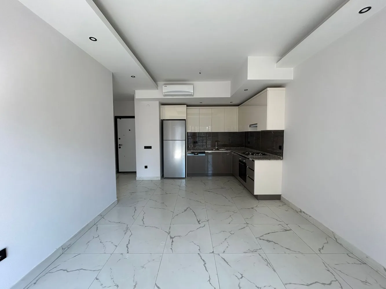 Apartment with white goods in Emerald Grand Deluxe, Avsallar, Alanya Interior - 5