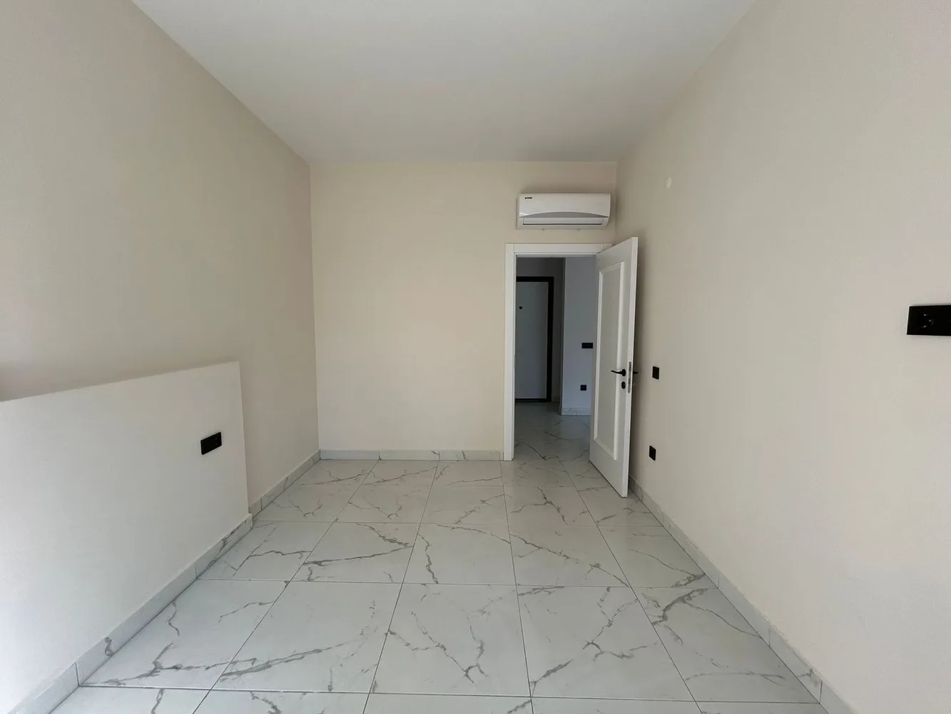 Apartment with white goods in Emerald Grand Deluxe, Avsallar, Alanya Interior - 6