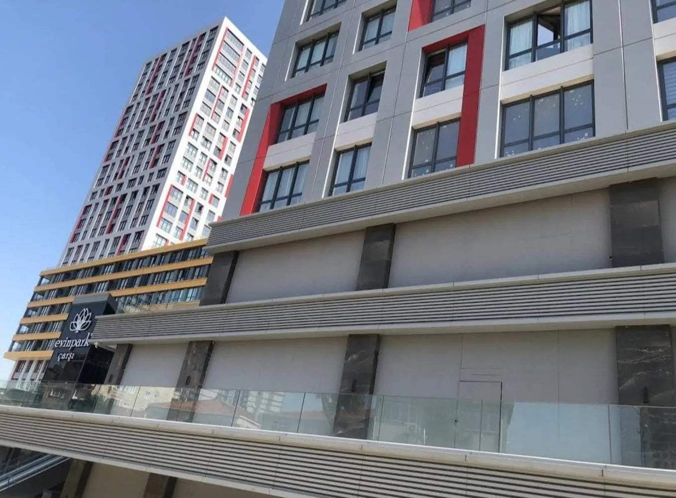 Квартиры с готовым TAPU в Evin Park Kadıkoy, азиатская сторона Стамбула Exterior - 14