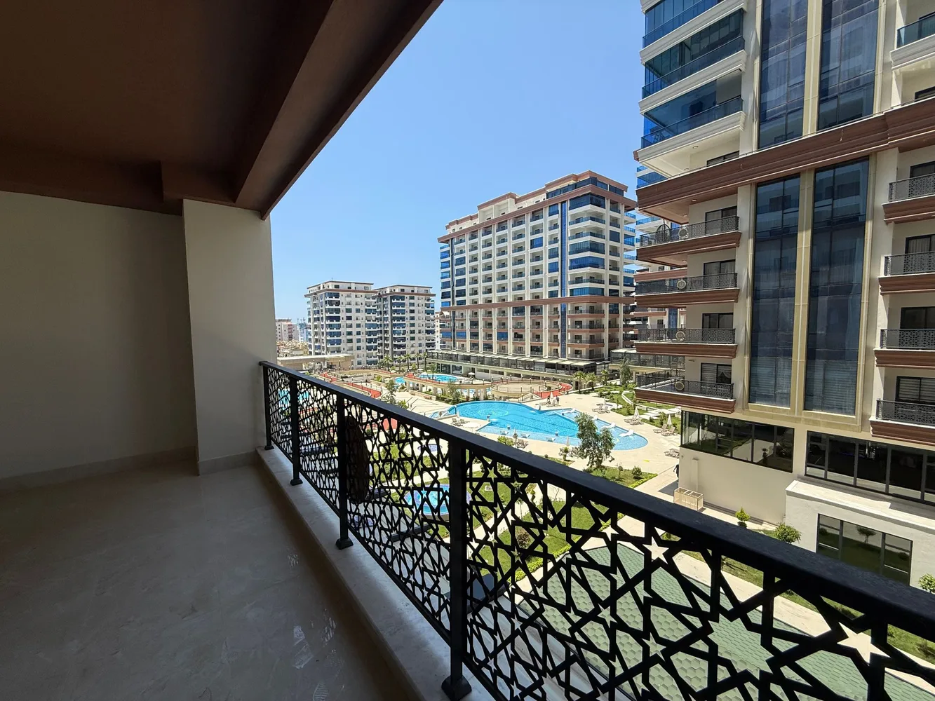 Luxury Apartment with Pool View at Yekta Premium Residence in Alanya Interior - 13