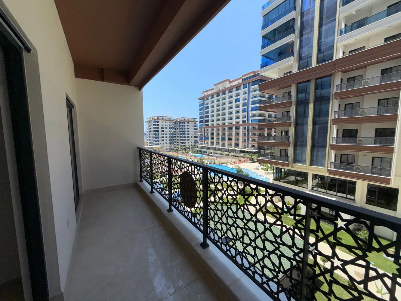 Luxury Apartment with Pool View at Yekta Premium Residence in Alanya Interior - 16