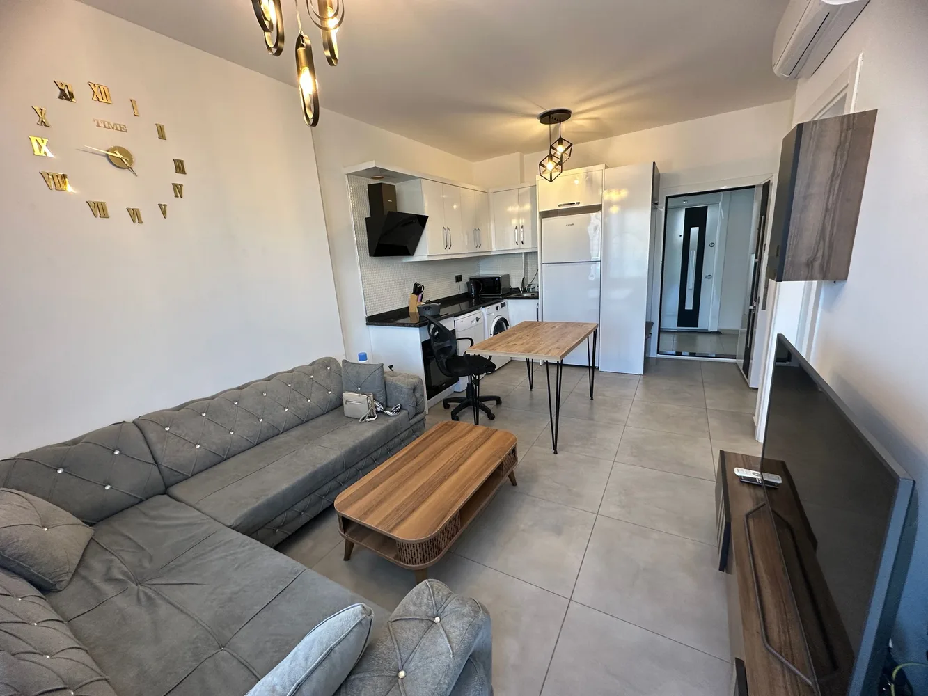 Квартира по специальному предложению на продажу в Exodus Residence, Махмутлар, Аланья Exterior - 5