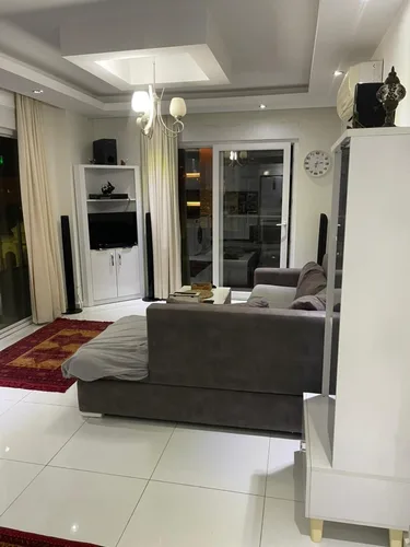, Interior - 4