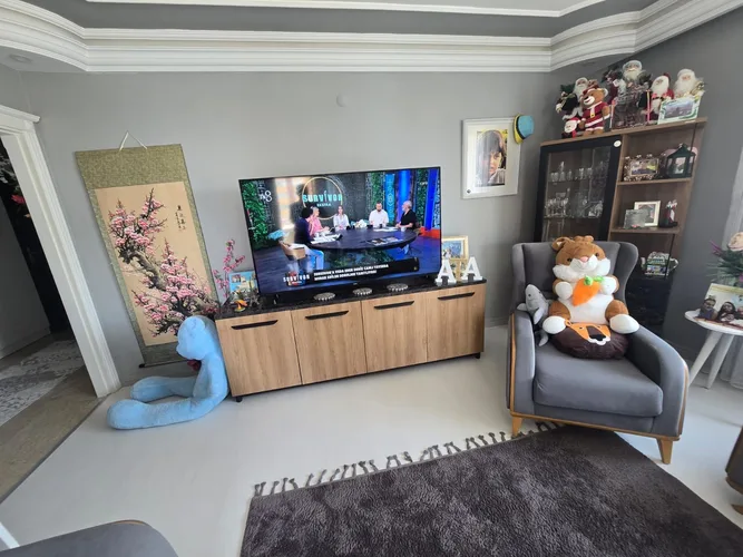 , Interior - 3