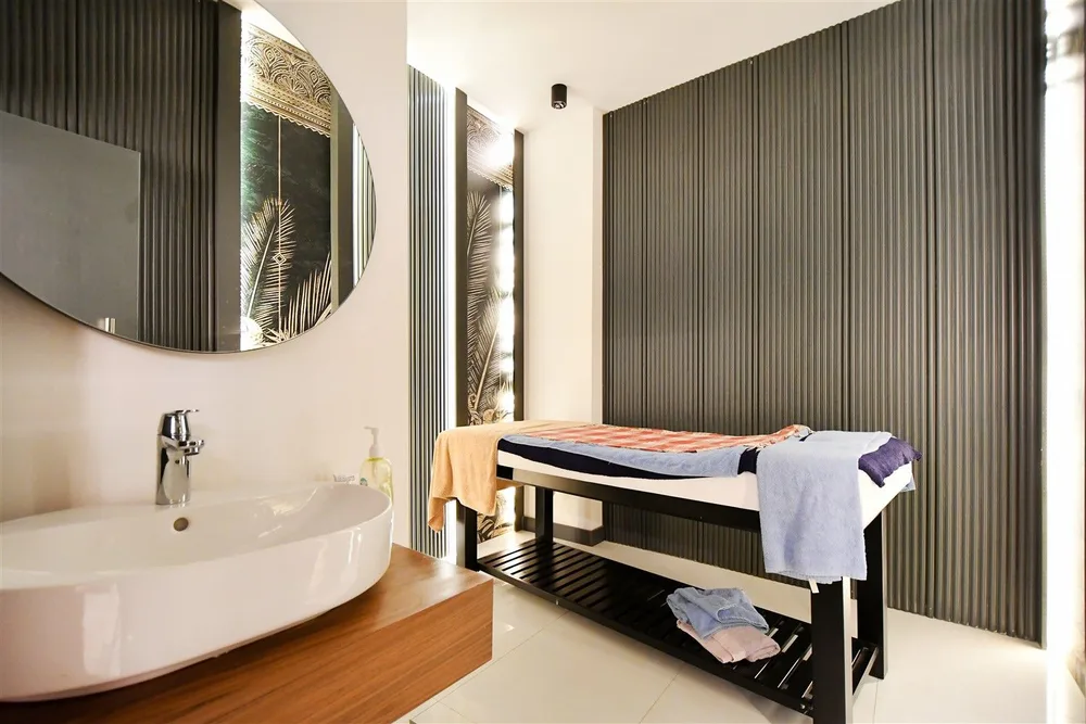 Serenity Royal Beach Exterior - 18