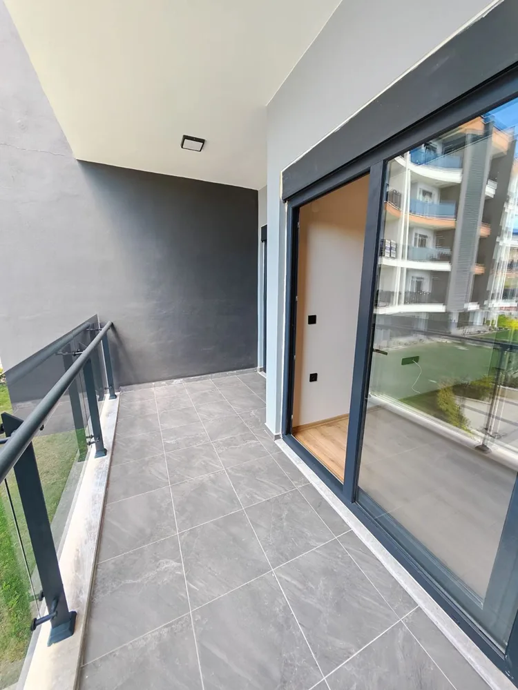 Oba Hill Residence Interior - 24