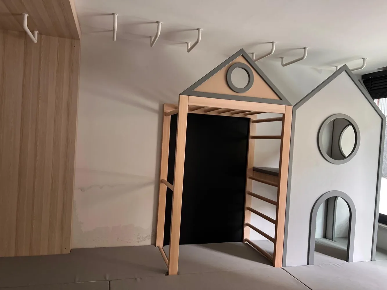 Royal Premium Facilities - 16