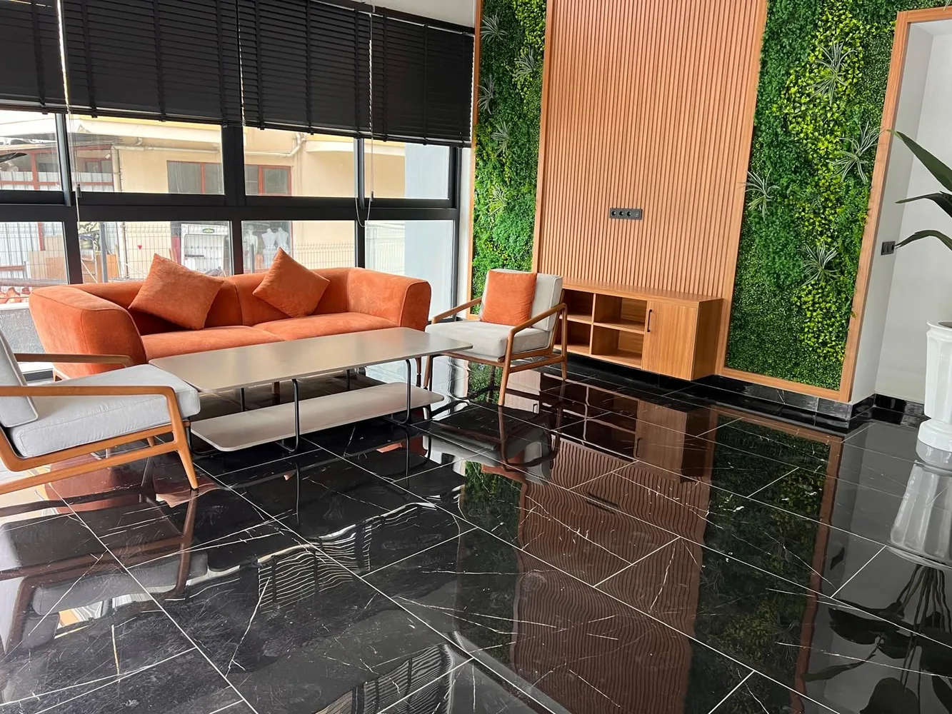 Royal Premium Facilities - 19
