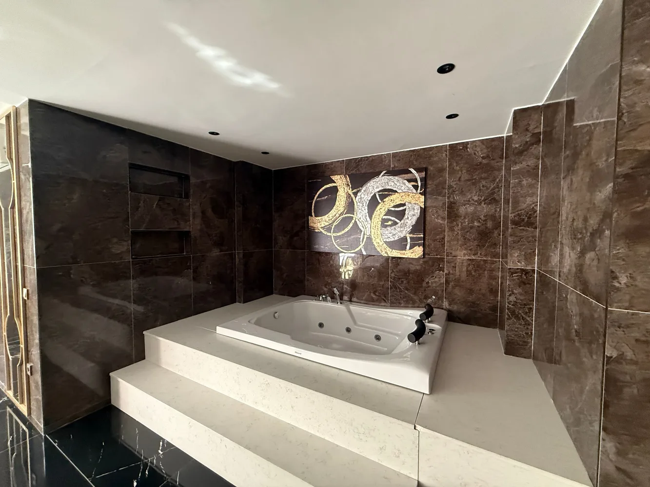 Best Home 39 Select Facilities - 18
