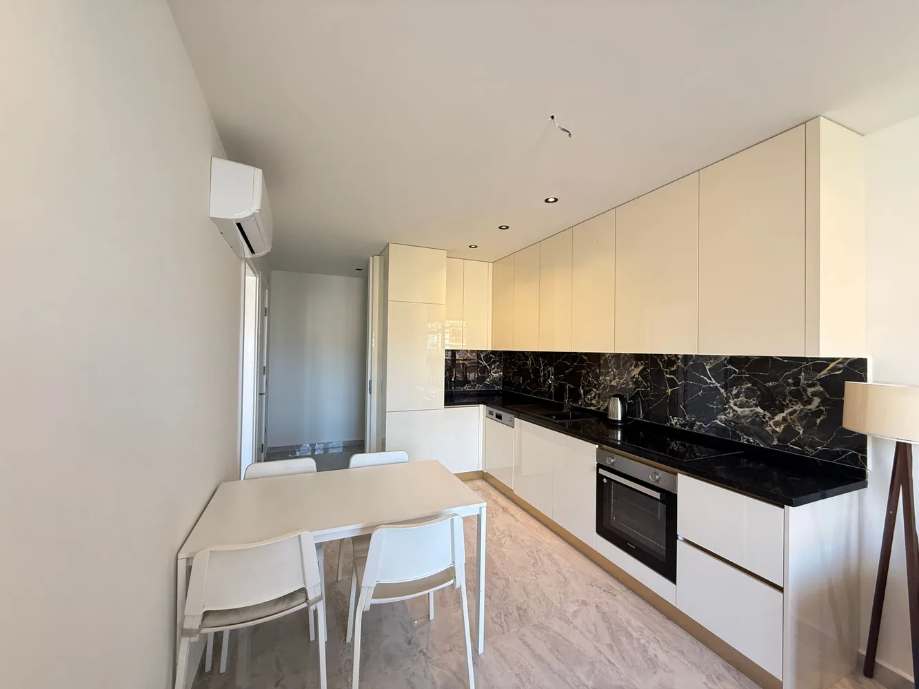 Best Home 39 Select Interior - 5