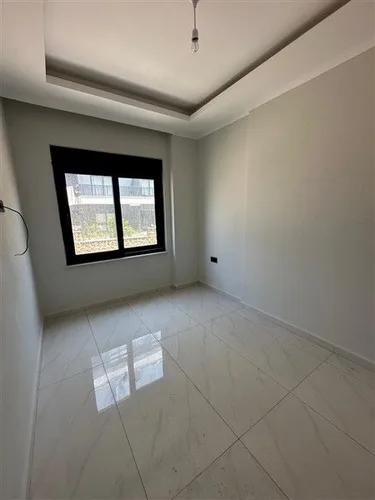 Untited Suits, Interior - 3