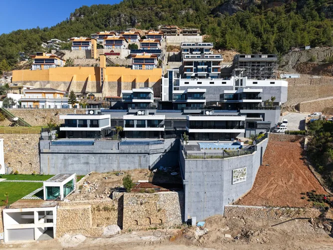 , Exterior - 4