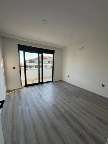 Alya Park Suit, Interior - 3