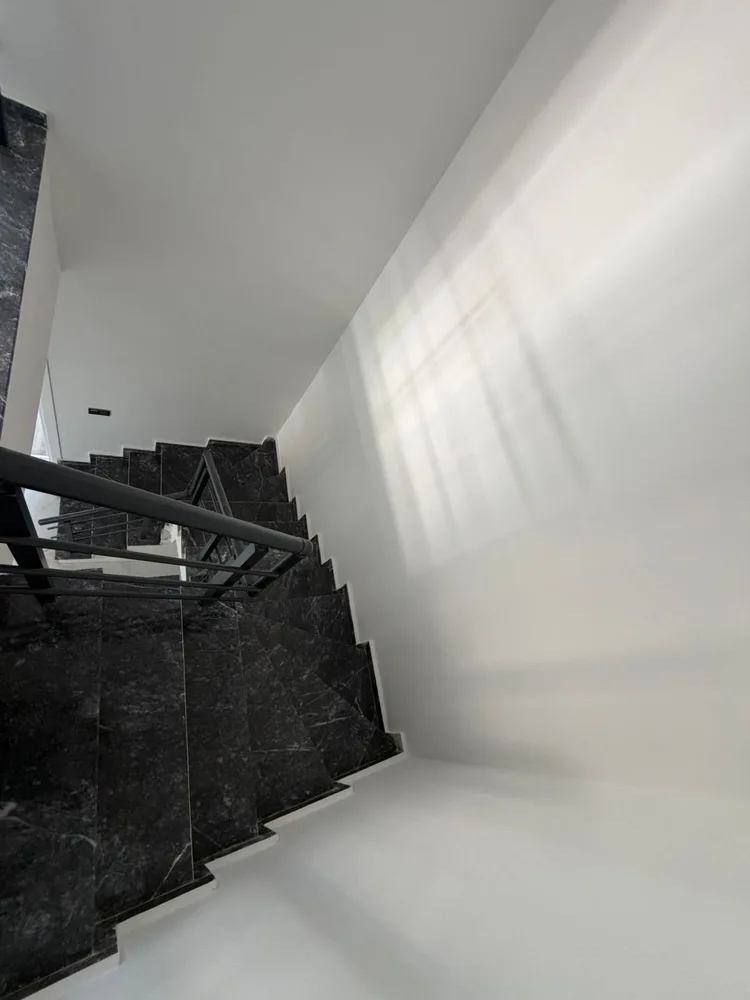 Alya Park Suit Interior - 10