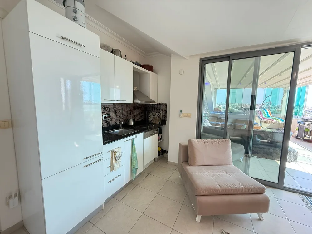 Olive City Interior - 10