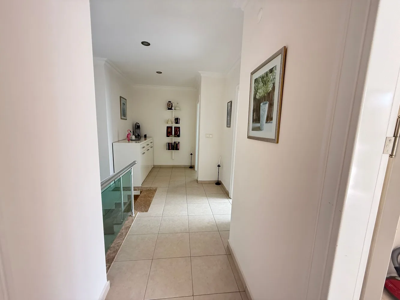 Olive City Interior - 19