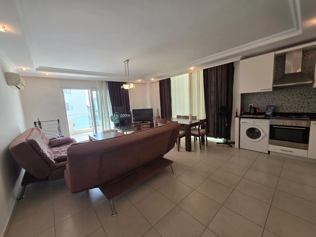 Olive City Interior - 12