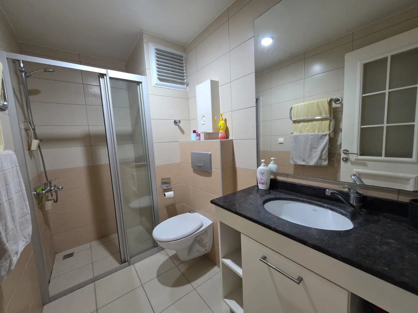 Olive City Interior - 8