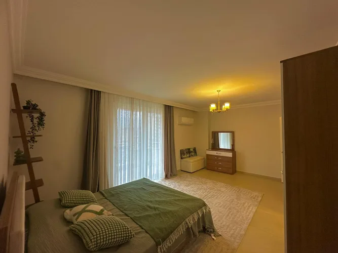 , Interior - 2