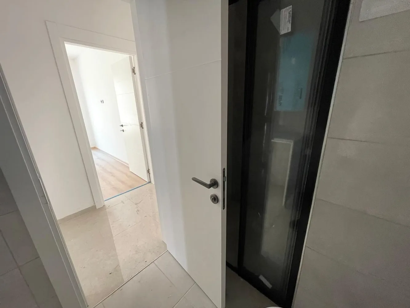 Pool-Facing New Apartment in Aina Garden Alanya Interior - 12