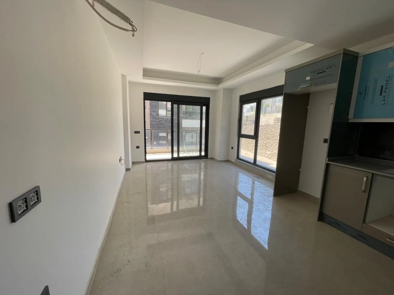 Pool-Facing New Apartment in Aina Garden Alanya Interior - 6