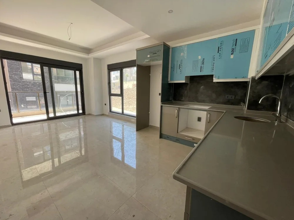 Pool-Facing New Apartment in Aina Garden Alanya Interior - 4