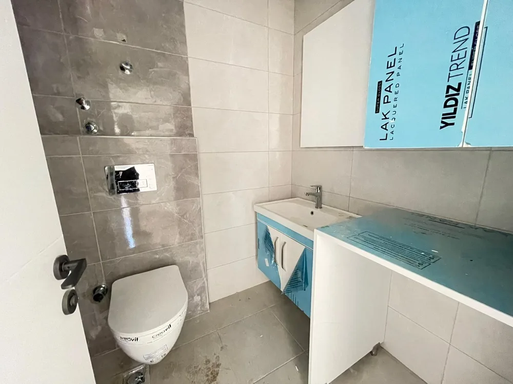 Pool-Facing New Apartment in Aina Garden Alanya Interior - 10