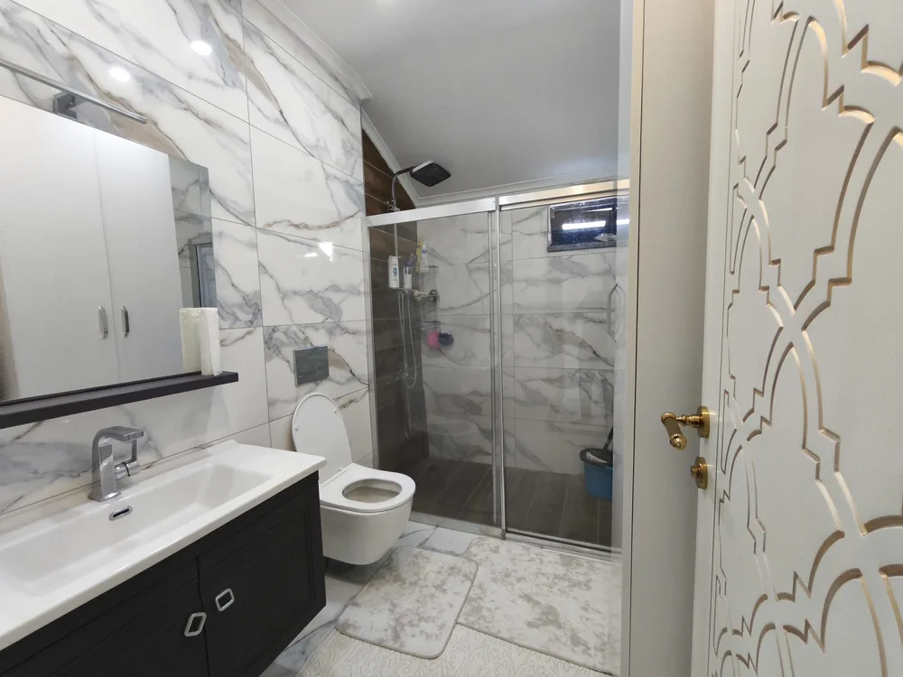 Gold Premium 1 Interior - 11