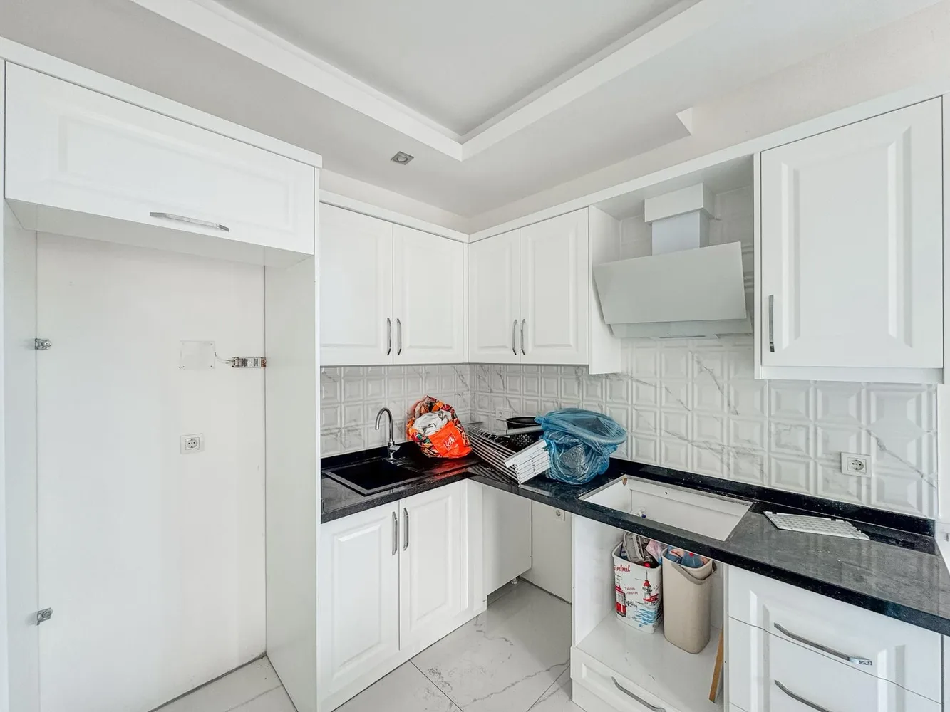 Bargain flat in the Volantis Tower complex, Alanya Interior - 4