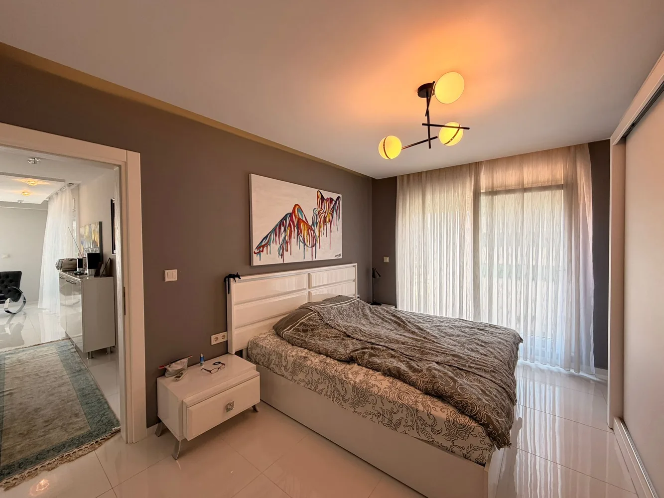 Furnished Apartment for Sale in White Line Residence, Alanya Interior - 9