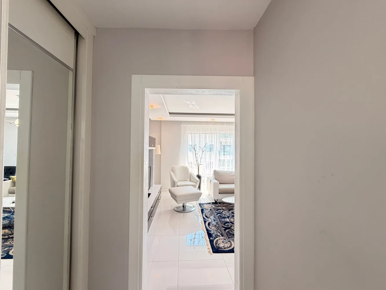 Furnished Apartment for Sale in White Line Residence, Alanya Interior - 17
