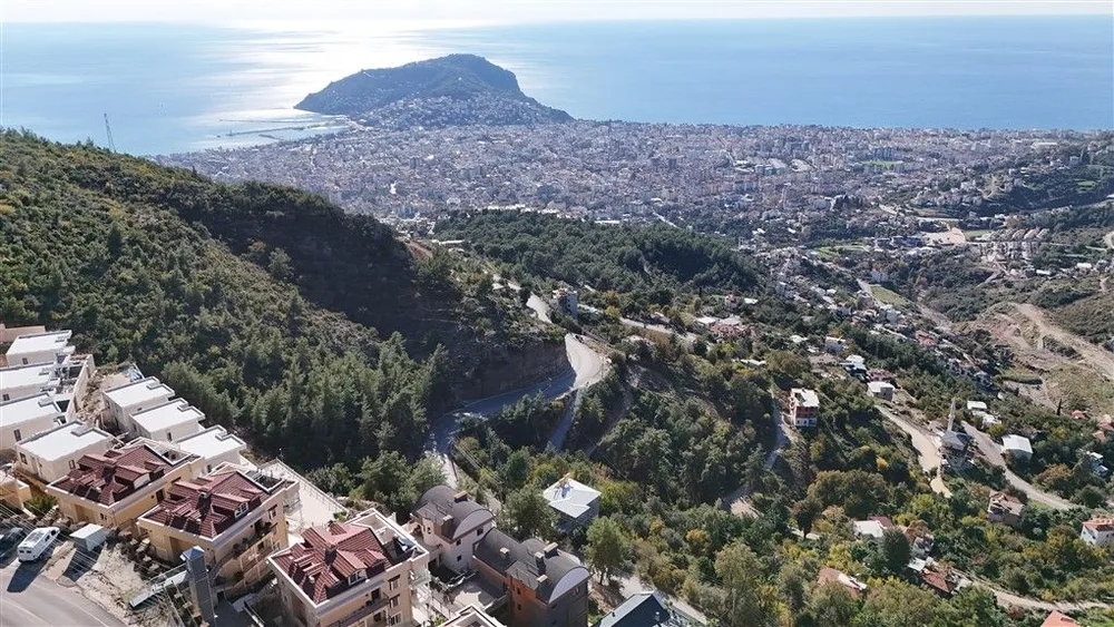 TEPE VILLA TIRIPLEX