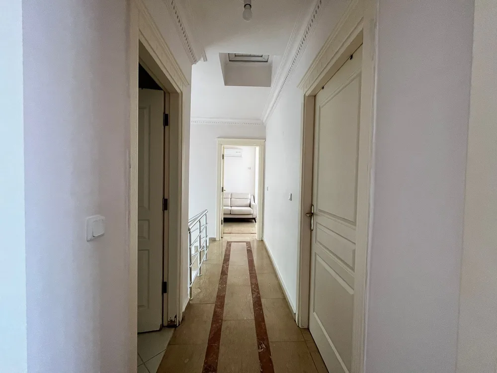 Müstakil Havuzlu Villa Tepe Interior - 16