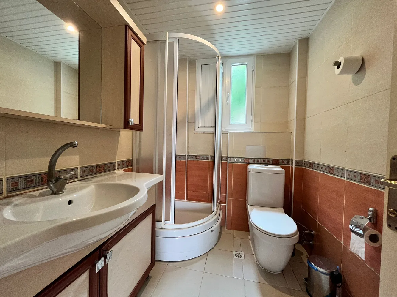 Müstakil Havuzlu Villa Tepe Interior - 32