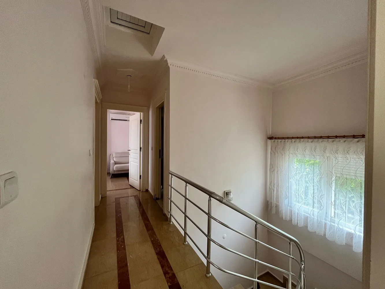 Müstakil Havuzlu Villa Tepe Interior - 14