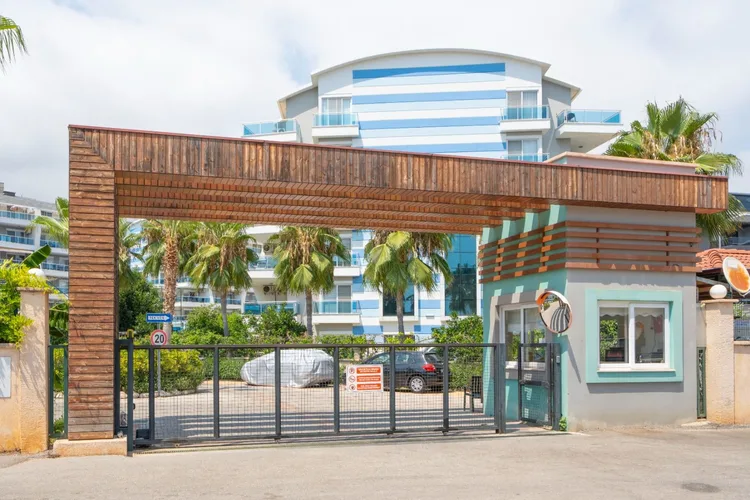 Oba 1221 Residence, Exterior - 3