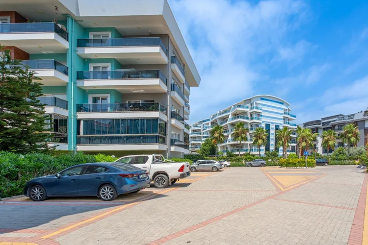 Oba 1221 Residence, Exterior - 4